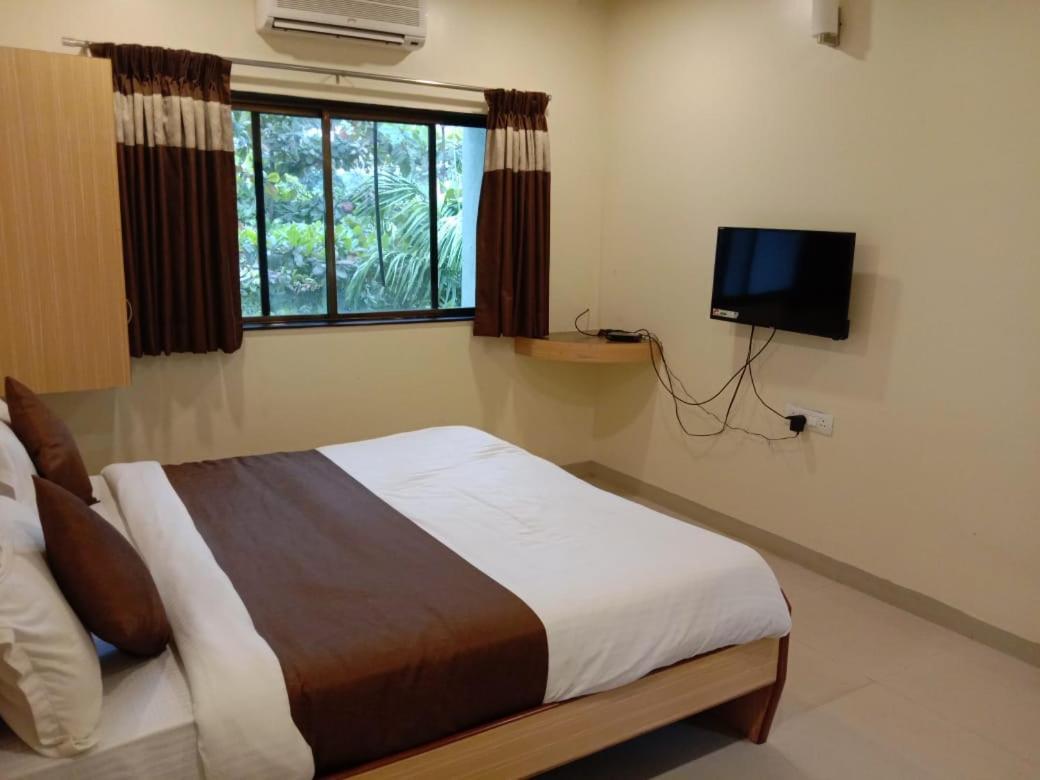 Aquarius Resort Gorhe Khurd Ngoại thất bức ảnh