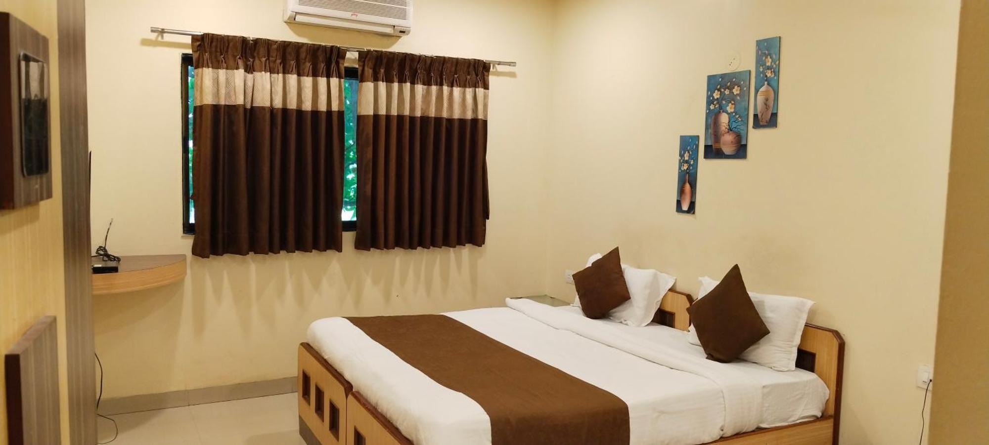 Aquarius Resort Gorhe Khurd Ngoại thất bức ảnh